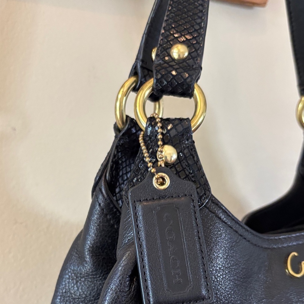 Coach Ashley Hobo Black Leather Shoulder Bag with Gold Script Logo - Picture 3 of 10